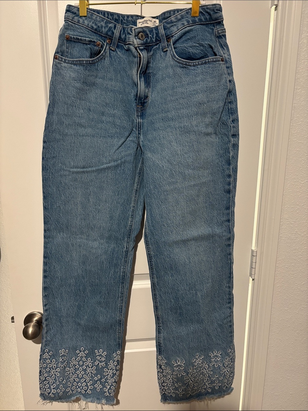 Abercrombie & Fitch Blue Embroidered Ankle Jeans